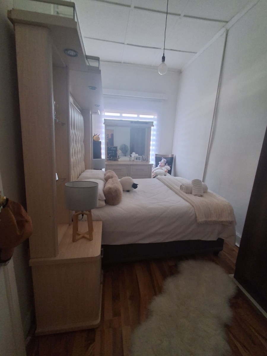 5 Bedroom Property for Sale in Villiers Free State